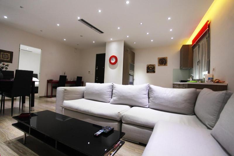 Olvias Apartment Atenas Exterior foto